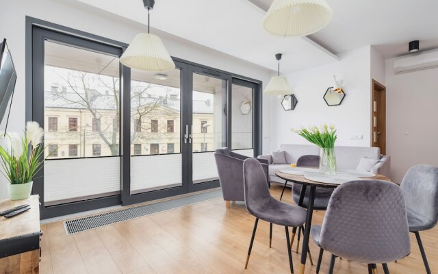 Apartment Nadwislanska Cracow by Renters