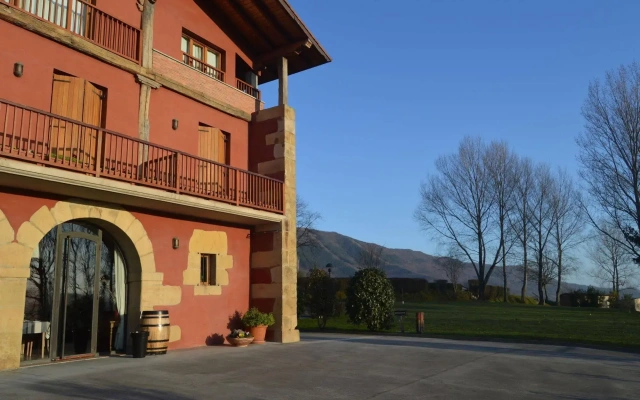 Hotel Restaurante Usategieta