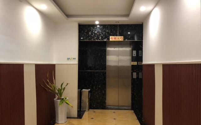 Xiandai Huayuan Hotel