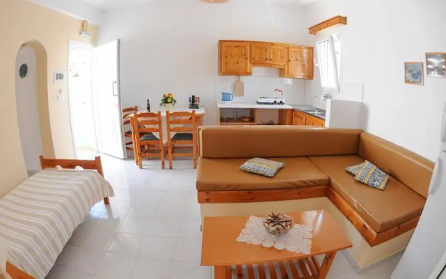 Effies Apartments