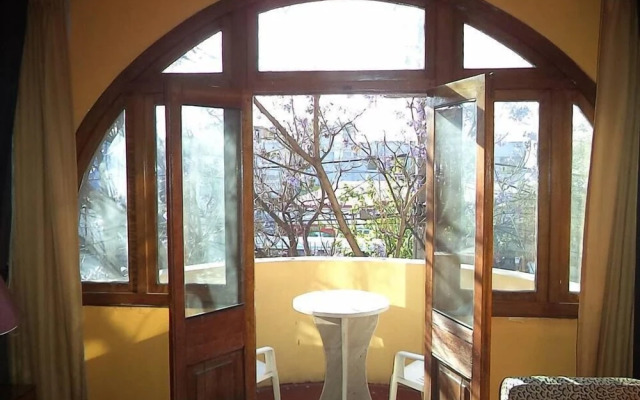 Hostal Paris