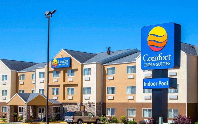 Comfort Inn & Suites Coralville - Iowa City near Iowa River Landing