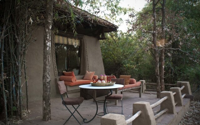 Mahua Kothi, A Taj Safari - Bandhavgarh National Park