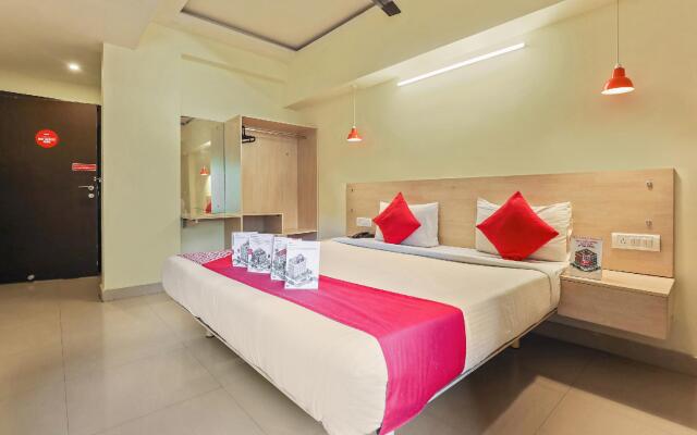 Capital O 11927 Varcity Imperium