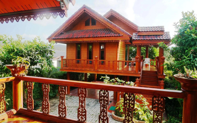 Ruenthai Boutique
