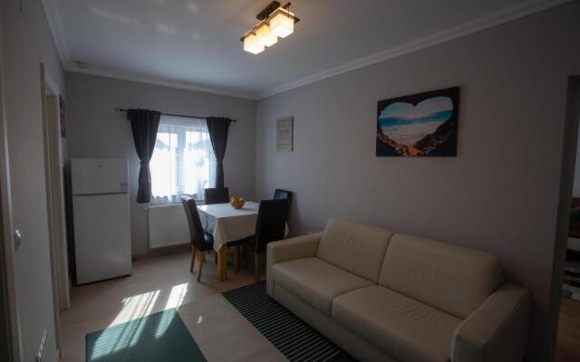 Apartament Saguna