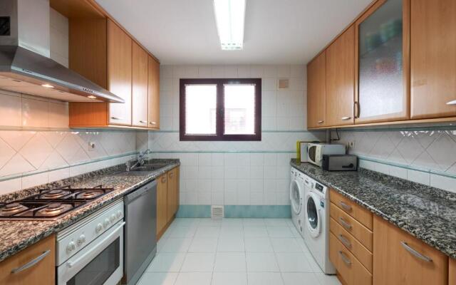 4 Bedroom Apartment in Noray, San Pedro Beach