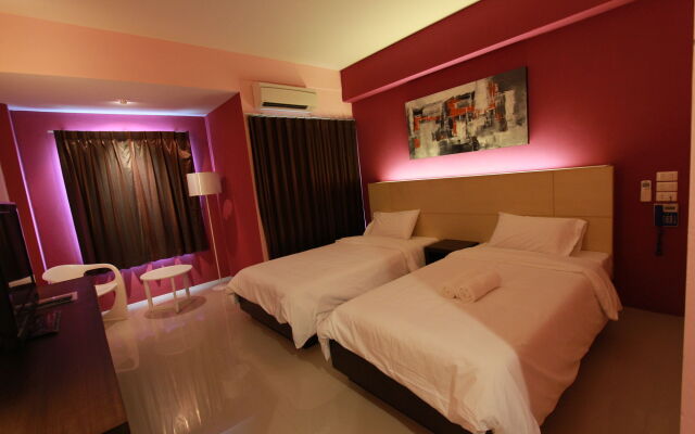 Trendy Hotel