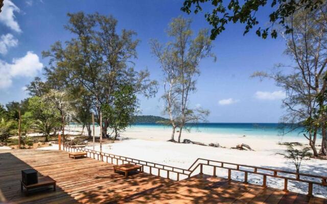 Nest Beach Club - Hostel
