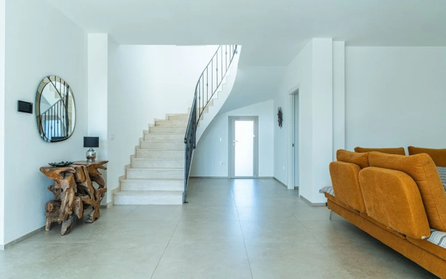 Villa Infinity by Wonderful Italy