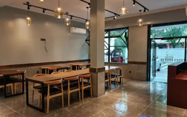 Yuedai Inn (Dongjianghu Visitor Center)