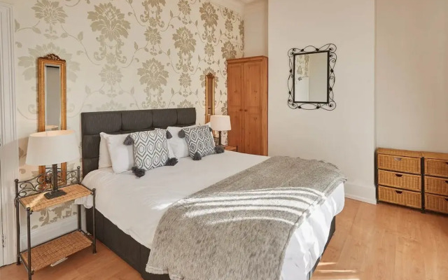 Apartment 2 At Glencoe