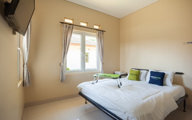 Urbanview Resort Adang Zecky Cisarua Puncak by RedDoorz – Guest Rooms – Cisarua