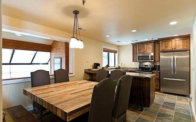 Deer Valley Retreat by Casago