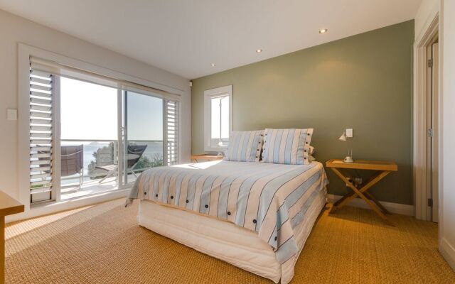 Sea Breeze Lodge