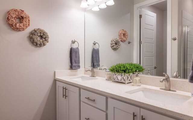 Serendipity Suites
