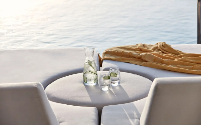 Отель Myconian Korali Relais & Chateaux