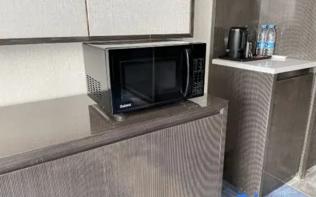 Zhangye LanQi International Hotel