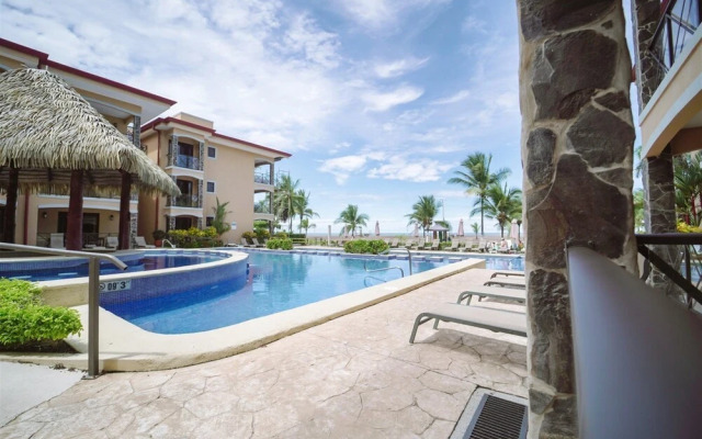 Terrific 2BR 1st Floor Unit is Sure to Please