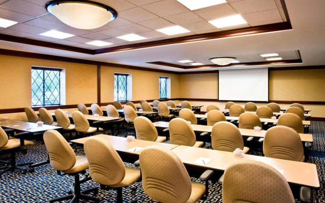 Sheraton Framingham Hotel & Conference Center