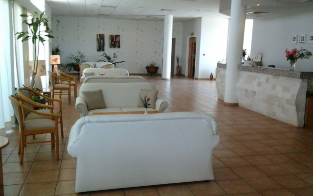 Natura Beach Hotel and Villas