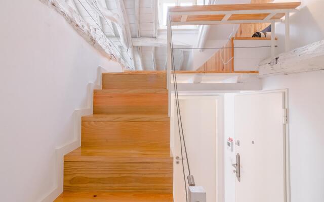 Youropo - The Tower 7F