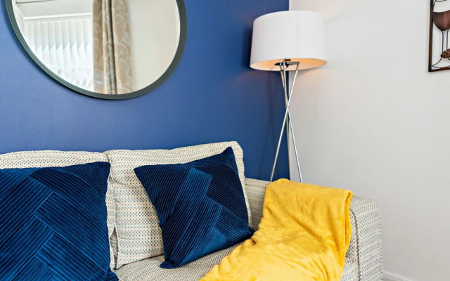 Stay In Cardiff Canton St. John's Court Apartment