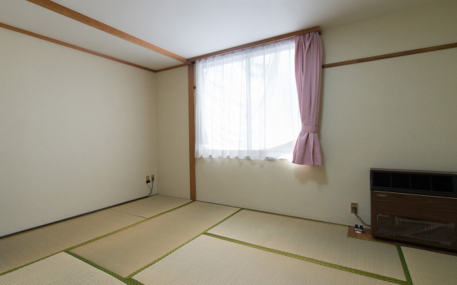 OYO Business Hotel Kyugetsu Tsukumi