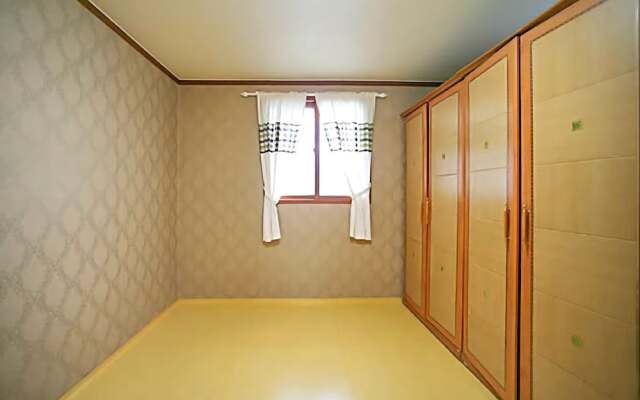 Chungju Wolak Dream Pension