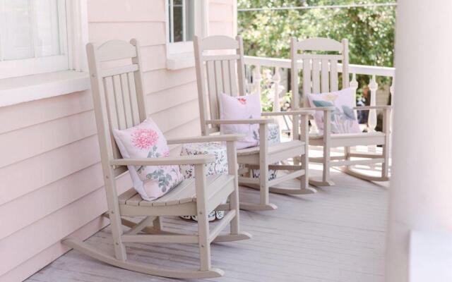 Guesthouse Charleston EAST 44