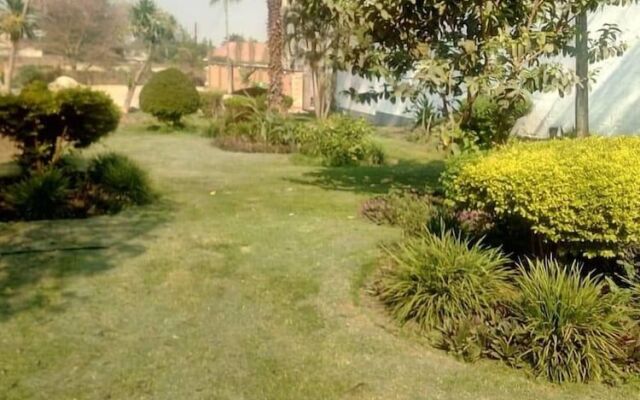 Fatmols Executive Lodge