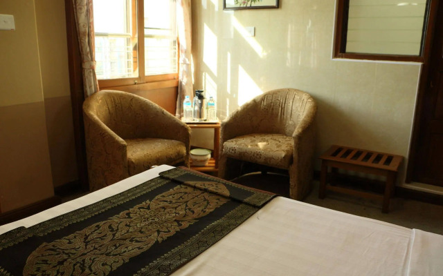 Royal City Hotel