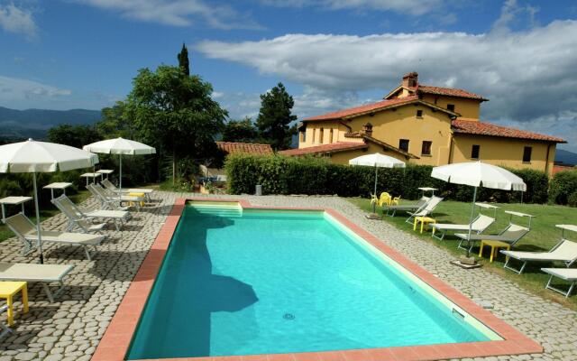 Beautiful Pool Villa in Tuscany