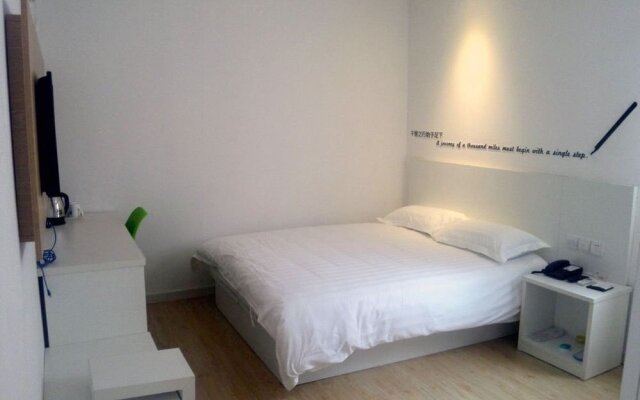 Motel 168