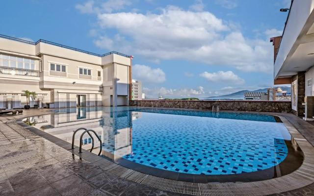 Grand Whiz Megamas Manado