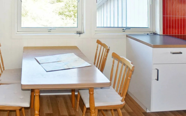 8 Person Holiday Home in Oksvoll