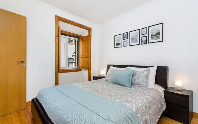 Alfama Blue By Lu Holidays