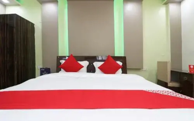 Collection O 24604 Hotel GMC Grand Luxury Stay