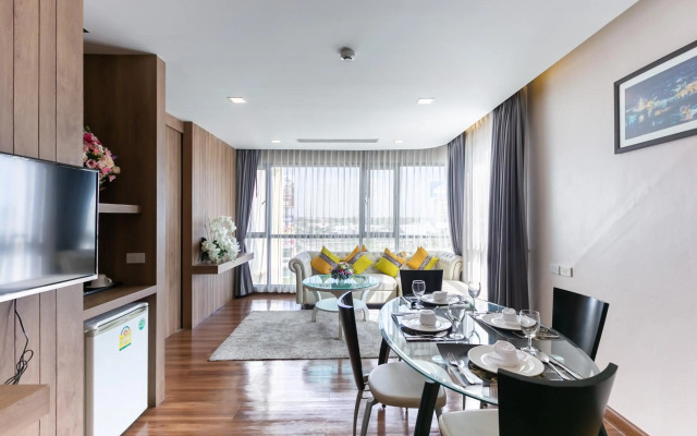 Grand Ratchapruek Hotel