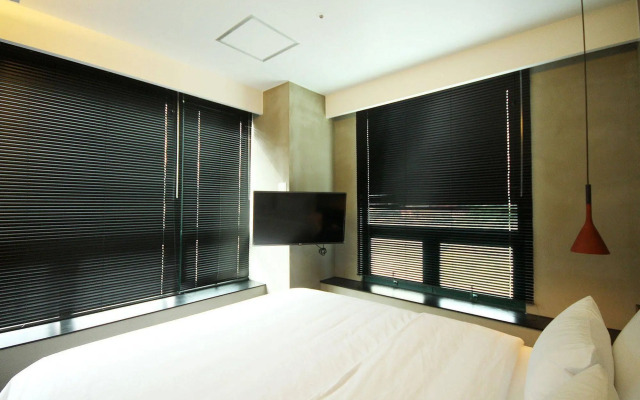 Mini hotel may nampo