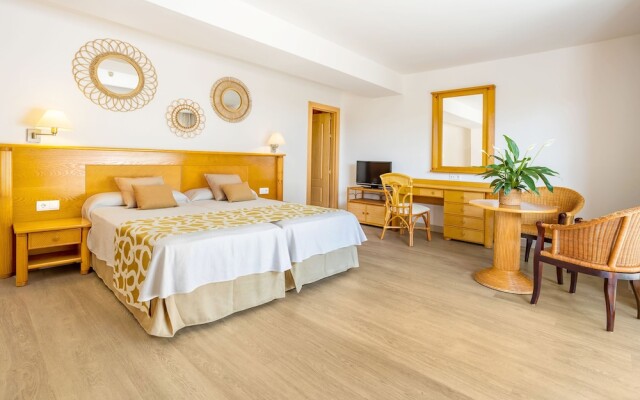 Hotel Palmira Paradise & Suites