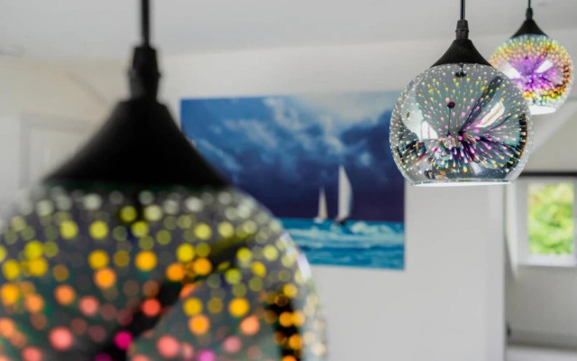 Sandybanks Loft - Penthouse Seaview Apartment on Promenade, Torquay