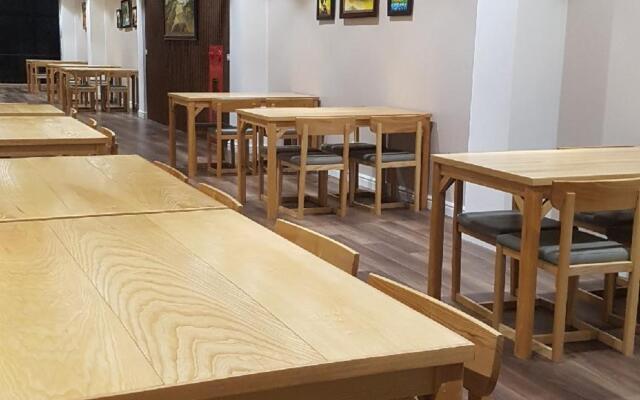 Queen Hotel Ninh Binh
