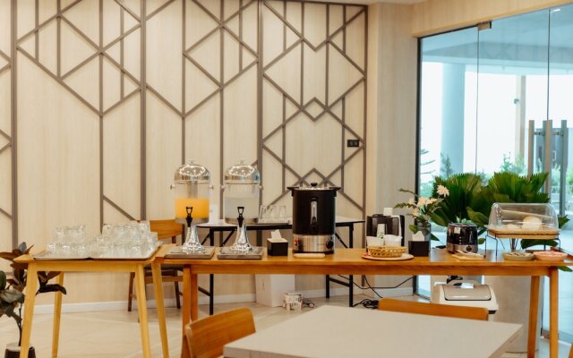 RUS Hotel&Convention