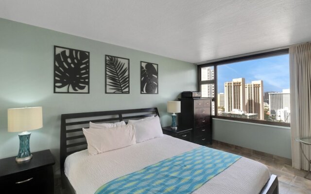 Deluxe Ocean View Condo on 31st Floor - Free Parking & Wifi! by Koko Resort Vacation Rentals