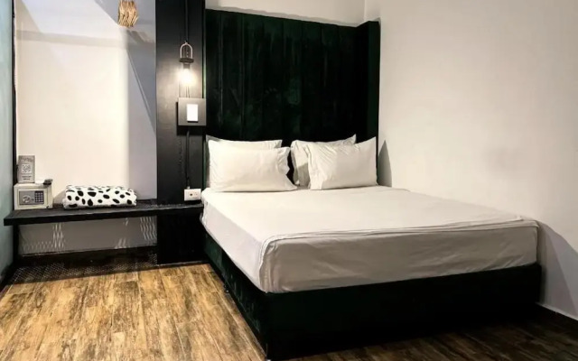 Hotel Lleras Park III