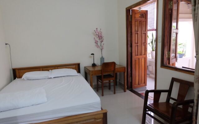 Moon House Nha Trang