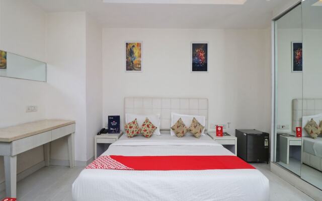 OYO 12346 Siris Inn