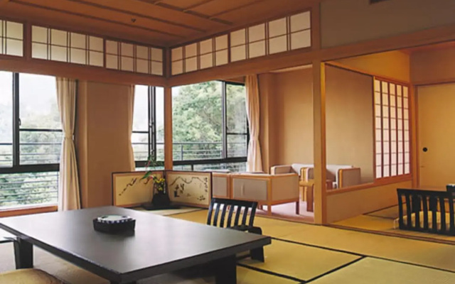 Ginsuiso Bekkan Choraku