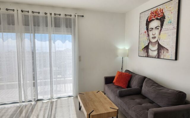 Melony Apartment